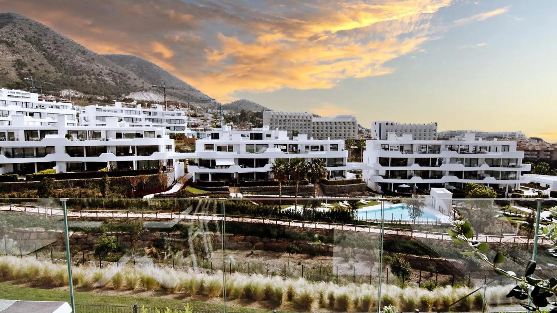 Mara'S Apartments Higueron West - Mediterranean Style - Beach & Golf - Large Sunny Terrace !!!! Fuengirola