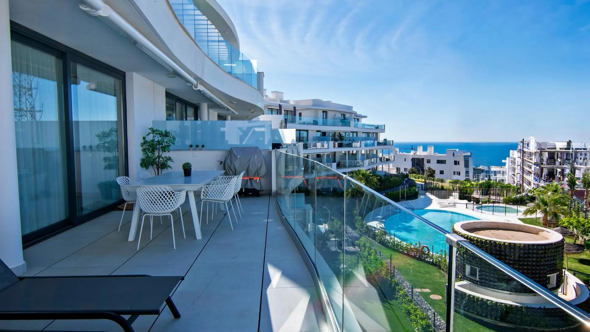 Mara'S Apartments Higueron West - Mediterranean Style - Beach & Golf - Large Sunny Terrace !!!! Fuengirola Spain